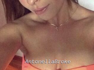 AntonellaBroke
