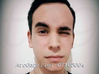 ArcGabriiel-07105004