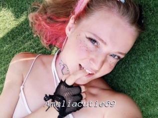 Ameliacutie69