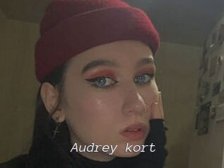 Audrey_kort