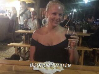 BlondeRonnie