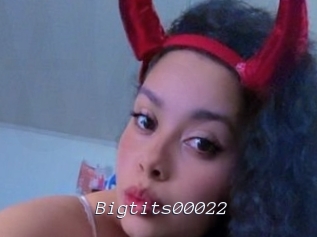 Bigtits00022