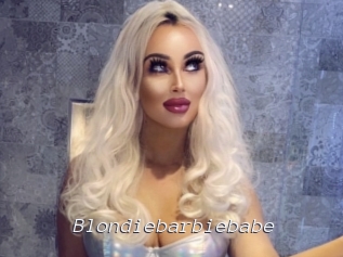Blondiebarbiebabe