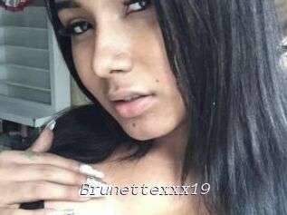 Brunettexxx19