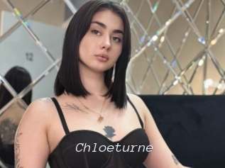 Chloeturne