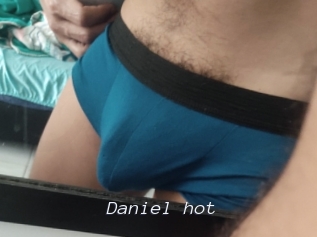 Daniel_hot