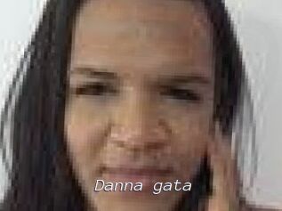 Danna_gata
