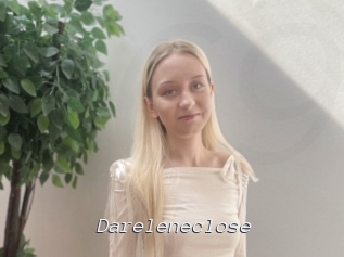 Dareleneclose
