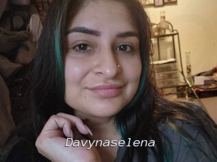 Davynaselena