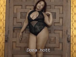 Dora_hott