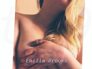 Emilla_Brooks