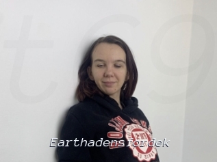 Earthadensfordek