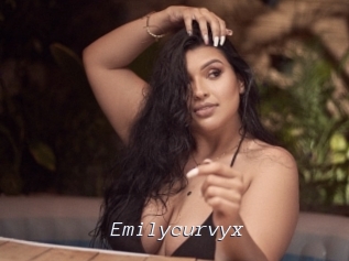 Emilycurvyx