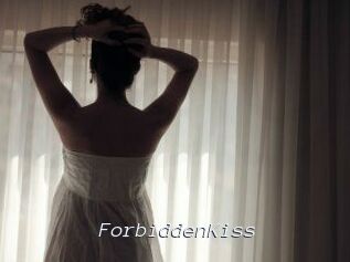 ForbiddenKiss_