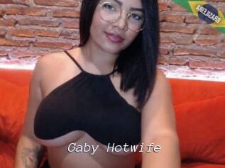 Gaby_Hotwife