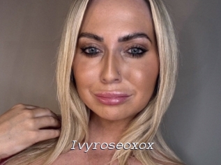 Ivyroseoxox