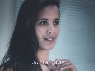 Julia_Dias