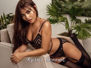 Kylei_Bonnet
