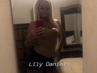 Lily_Daniels