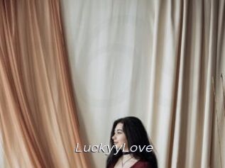 LuckyyLove
