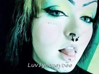 Luvlyhoneybee