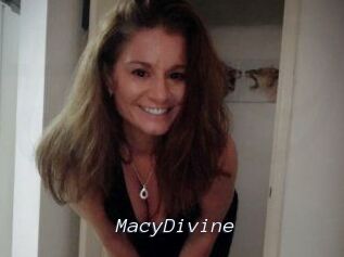 Macy_Divine