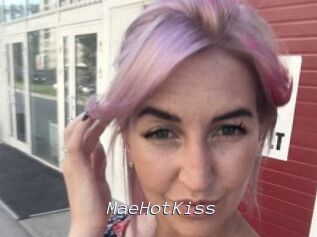 MaeHotKiss