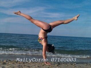 MaiLyCorne-07105003