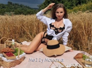 MellyMouova