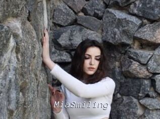 MiaSmiling