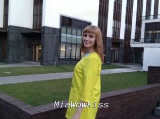 MiaWowKiss