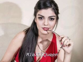MiaXXXQueen