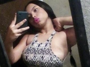 Mia_Coll