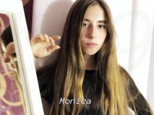 Monica_