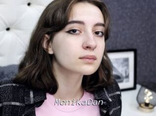 MonikaDan