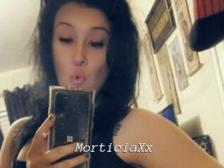 MorticiaXx