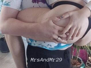 MrsAndMr29
