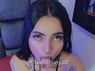 Miaandtony22