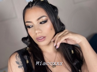 Miacoxxx