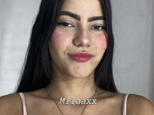 Miiaaxx