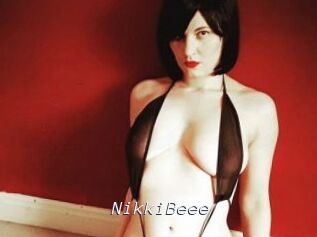 NikkiBeee