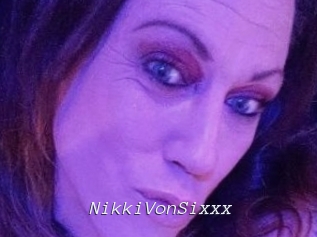 NikkiVonSixxx