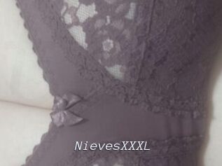 NievesXXXL