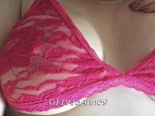 Olivia_Ann_69