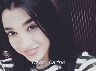 Ozge_Dafne