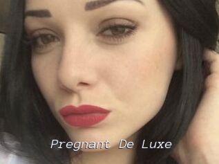 Pregnant_De_Luxe