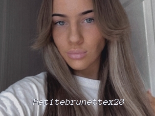 Petitebrunettex20