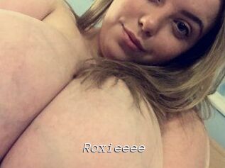 Roxieeee