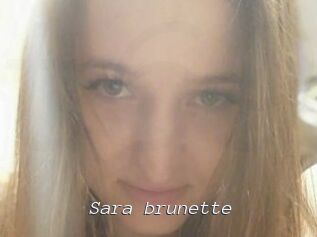 Sara_brunette