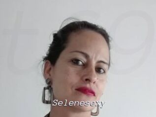 Selenesexy